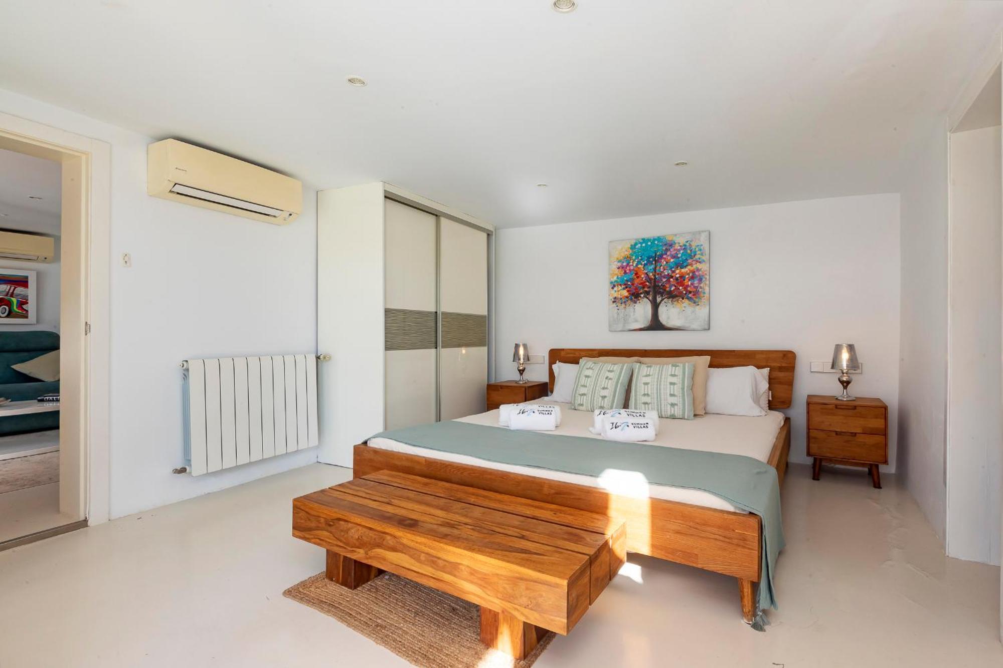 Villa Near Ibiza Town Sleeps 11 To 13 Guests Can Furnet Buitenkant foto
