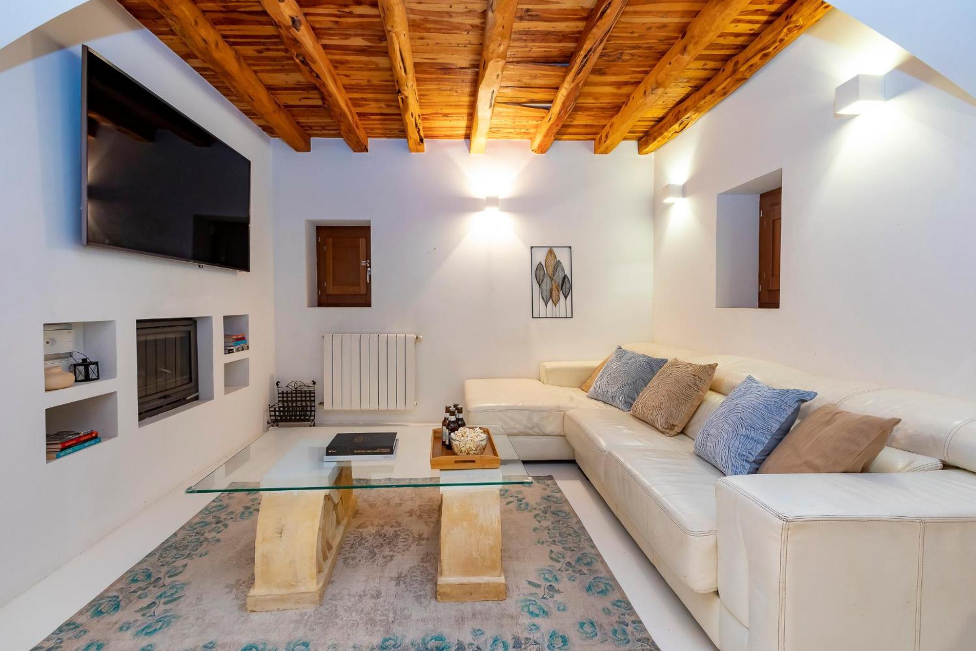 Villa Near Ibiza Town Sleeps 11 To 13 Guests Can Furnet Buitenkant foto